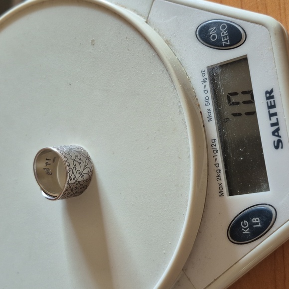 Sterling Silver Wide Pattern Band Sz 8 New - Picture 4 of 4